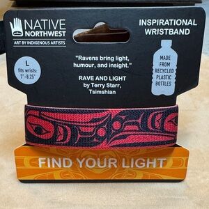 NWT: Native Northwest Inspirational Wristband: Find Your Light